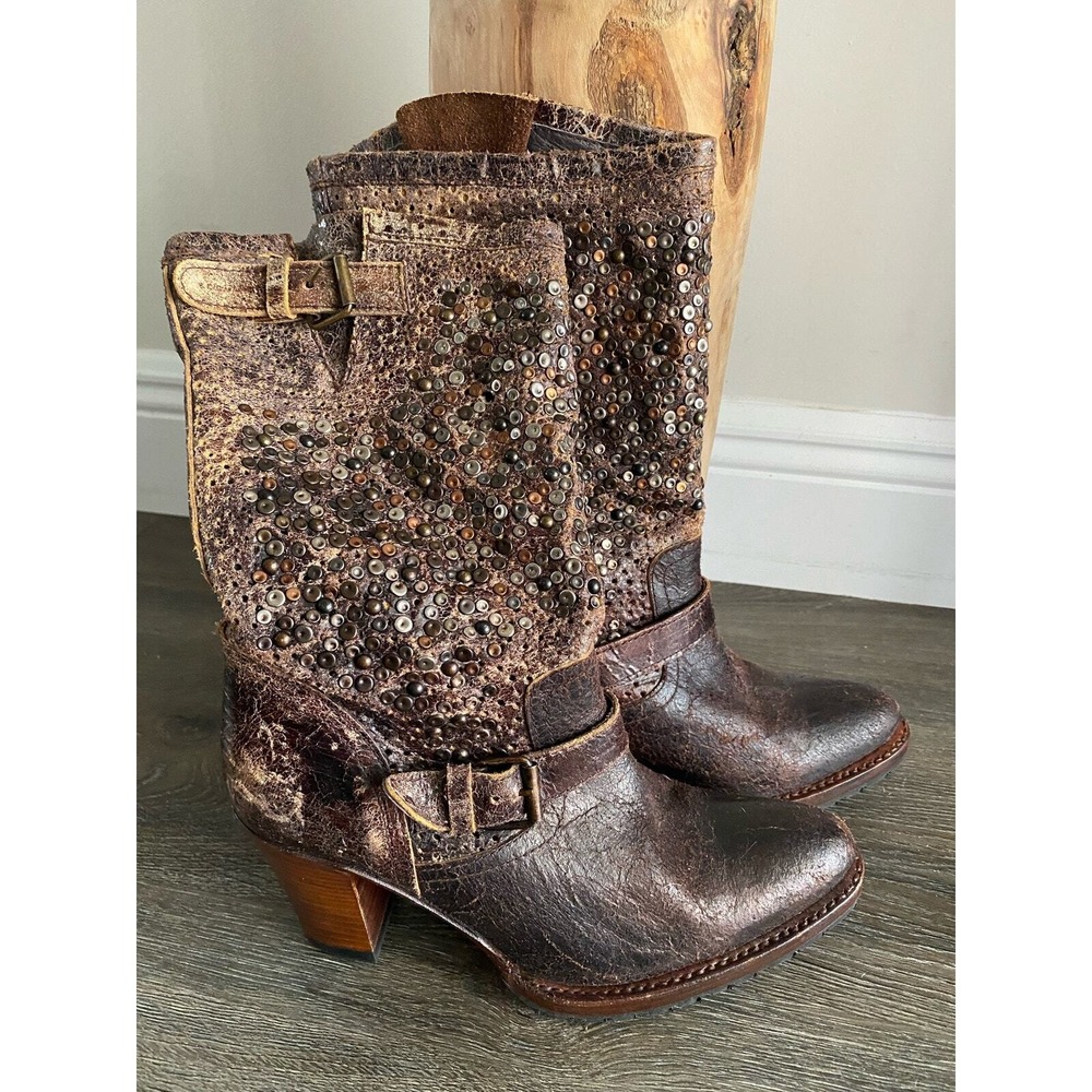 Sendra Boots ($499) Distressed Brown Metal Studded Leather Boots Womens 37/6.5-7